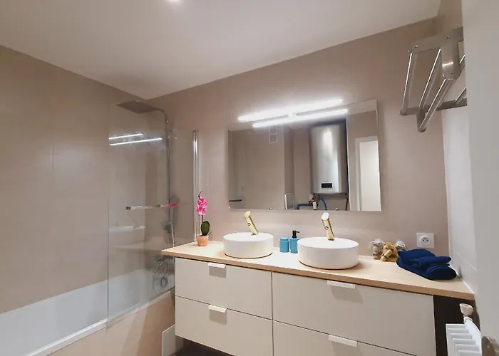 Apartman T3 Double Terrasses Clim Wifi En Centre-ville - Rossiconciergerie - Linge Inclus *